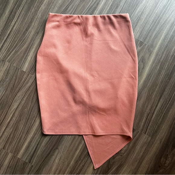 EUC Windsor Women’s Mini Skirt - Picture 2 of 5